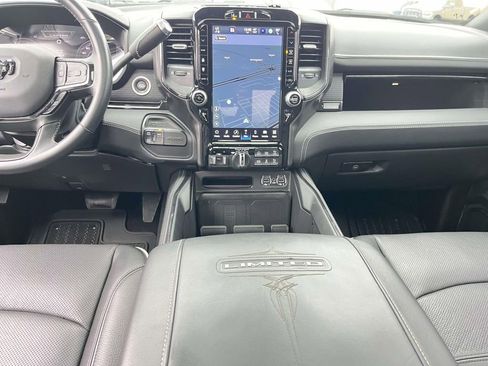 Used 2023 RAM 3500 Limited image 27