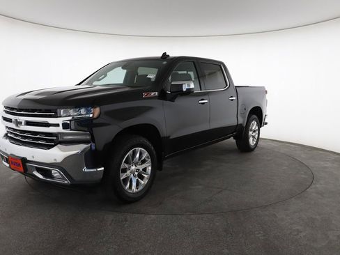Used 2019 Chevrolet Silverado 1500 LTZ w/ LTZ Premium Package image 5