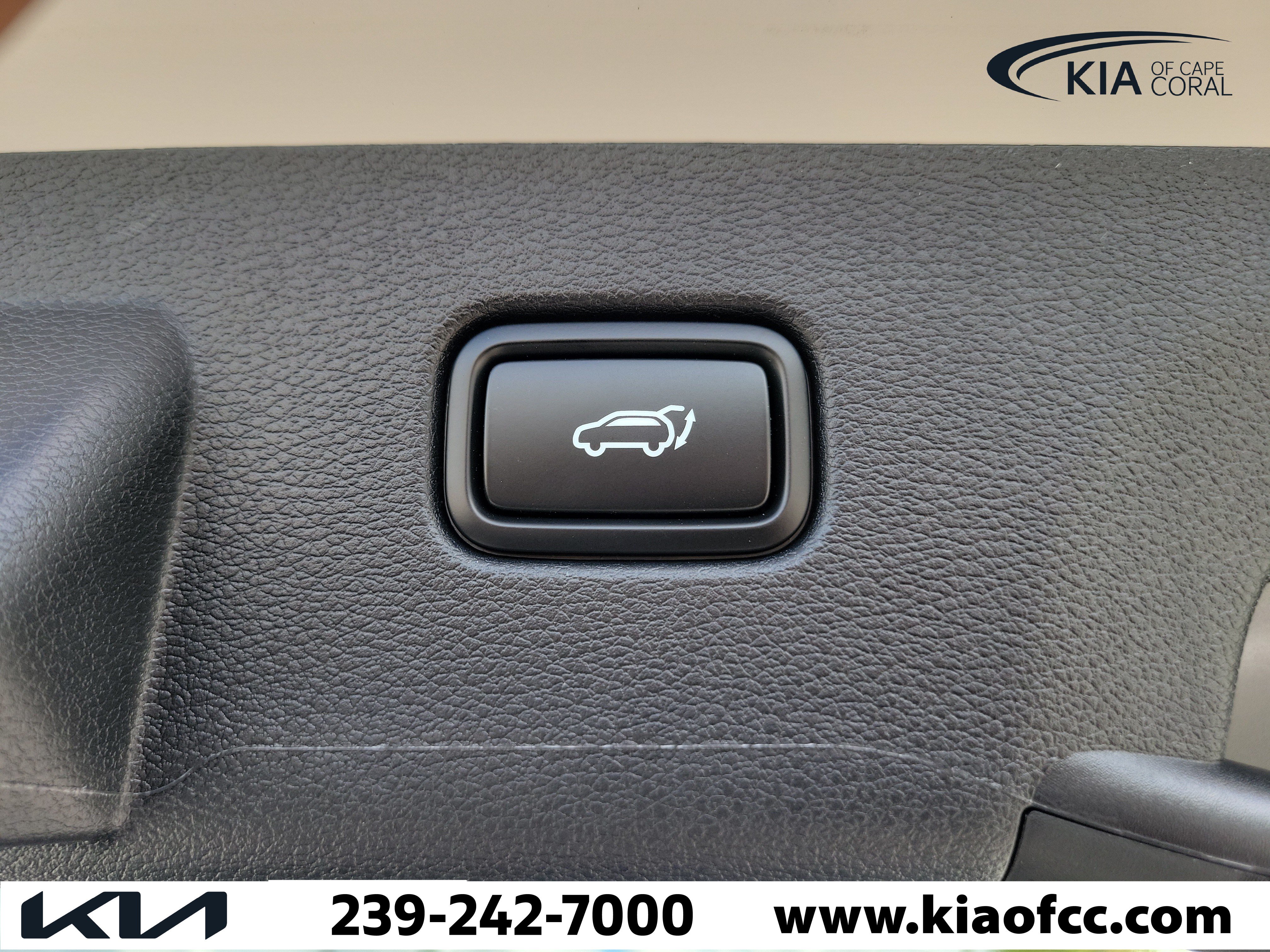 New 2027 Kia Sportage X-Line w/ X-Line Technology Package AWD/4WD image 12