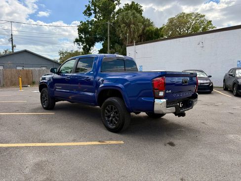 Used 2023 Toyota Tacoma SR5 AWD/4WD image 3