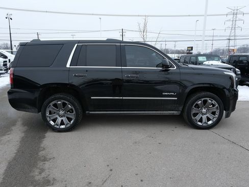 Used 2016 GMC Yukon Denali w/ Open Road Package image 2
