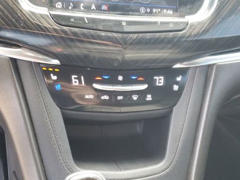 Used 2021 Cadillac XT6 Premium Luxury FWD image 27