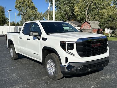 New 2026 GMC Sierra 1500 Pro w/ Pro Value Package