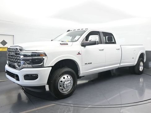 New 2025 RAM 3500 Longhorn w/ Max Tow Package image 6