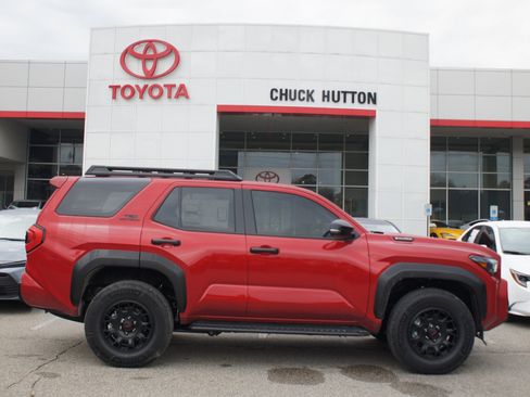 Used 2025 Toyota 4Runner TRD Off-Road AWD/4WD image 1