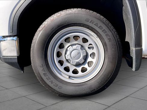 Used 2025 GMC Sierra 1500 Pro w/ Trailering Package image 9