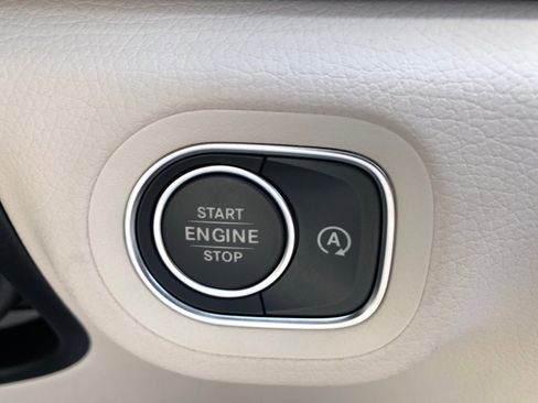 New 2025 Mercedes-Benz GLS 450 4MATIC image 22