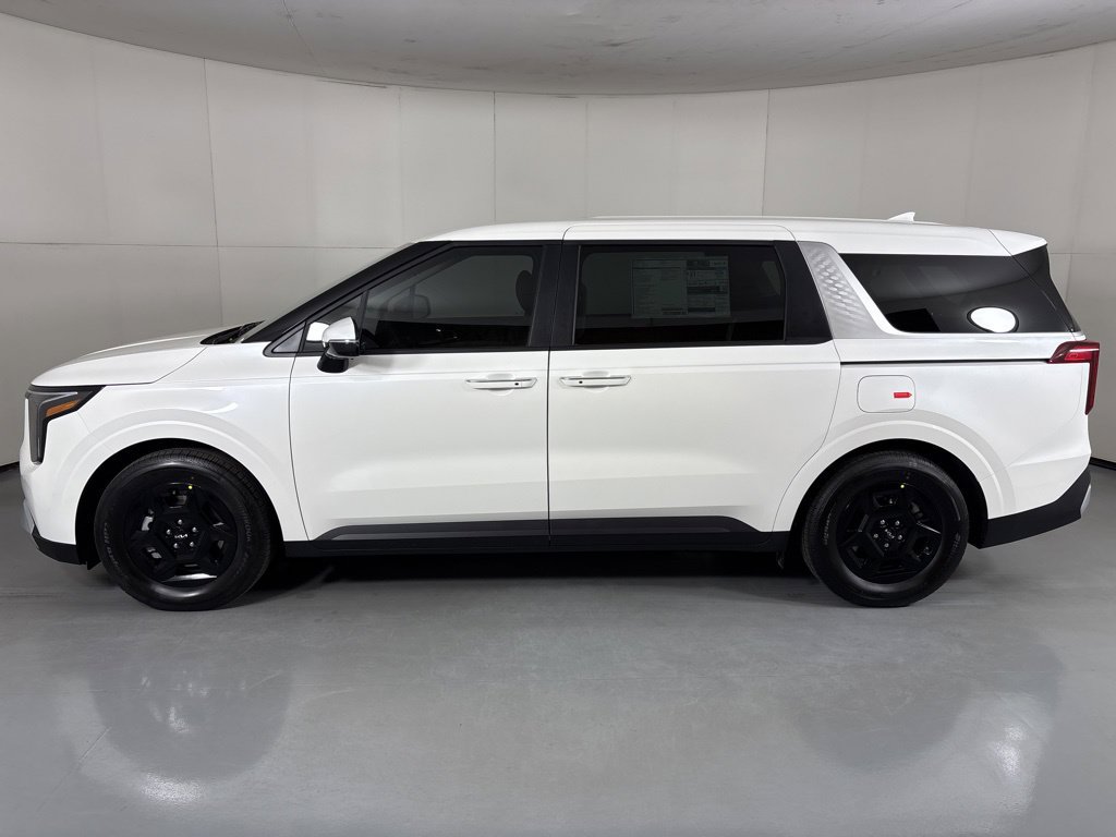 New 2026 Kia Carnival FWD image 5