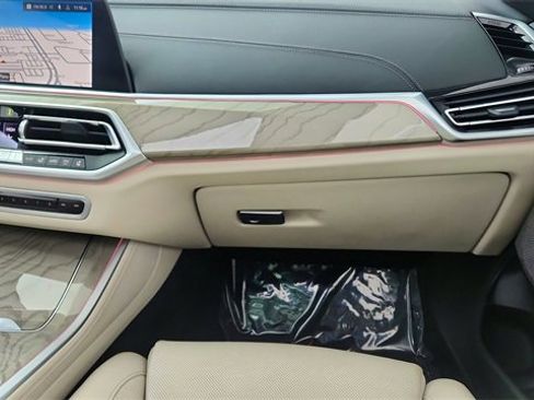 Used 2023 BMW X5 M50i w/ Executive Package image 37