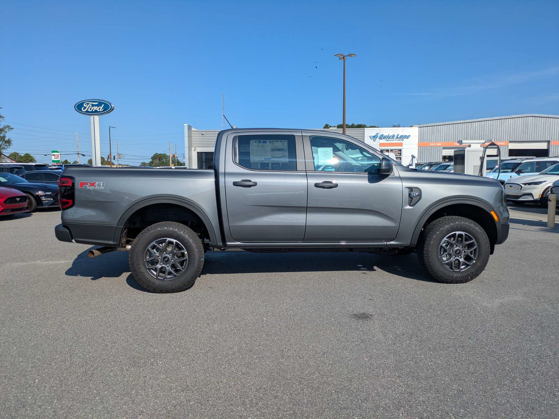 New 2026 Ford Ranger XLT w/ Equipment Group 301A High AWD/4WD image 3
