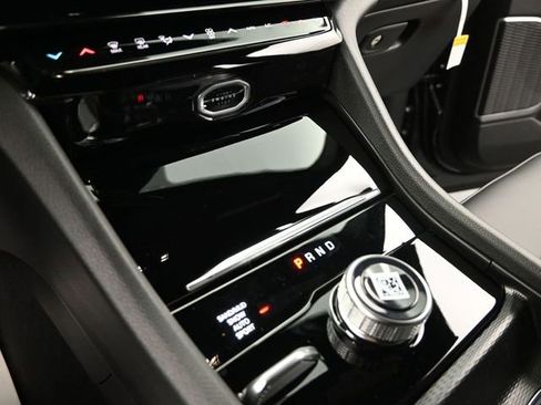 New 2026 Jeep Grand Cherokee L Limited AWD/4WD image 35