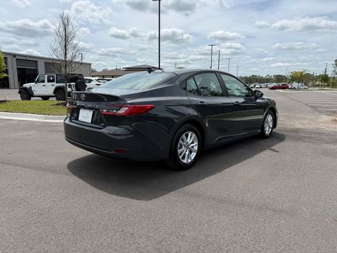 Used 2026 Toyota Camry LE image 6