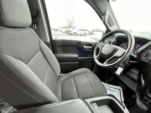 Used 2020 Chevrolet Silverado 1500 Custom w/ Custom Value Package image 10