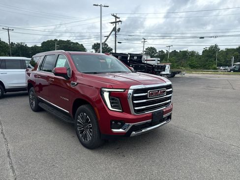 New 2026 GMC Yukon XL Elevation w/ Elevation Premium Package AWD/4WD image 7