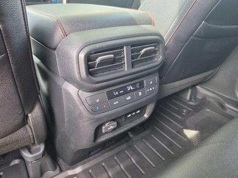Used 2025 Honda Ridgeline Black Edition image 33