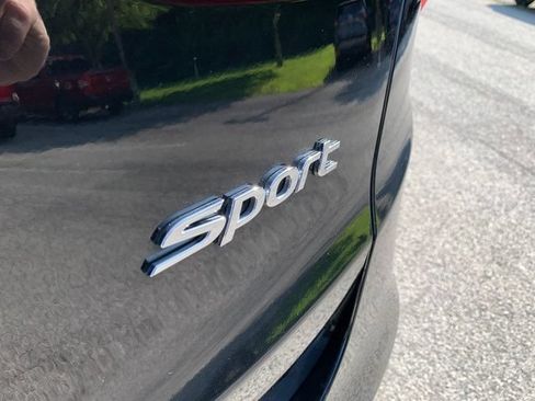Used 2018 Hyundai Santa Fe Sport w/ 2.4L Value Package 02 FWD image 15