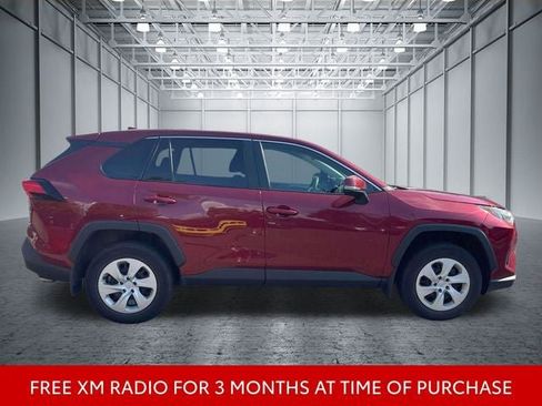 Used 2025 Toyota RAV4 LE AWD/4WD image 5