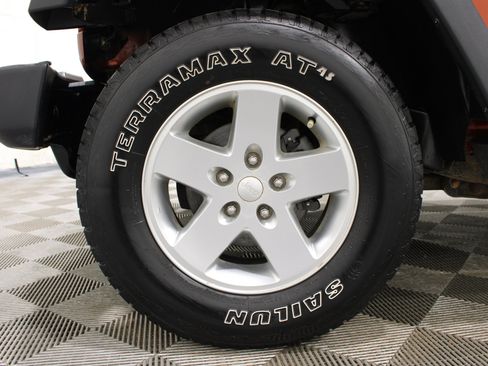 Used 2014 Jeep Wrangler Unlimited Sport w/ Quick Order Package 24S AWD/4WD image 28