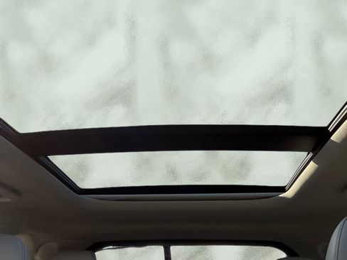 Used 2018 Ford Edge Titanium w/ Equipment Group 301A image 23