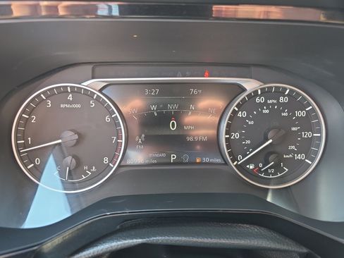 Used 2023 Nissan Pathfinder SL w/ Lighting Package (N92) FWD image 21
