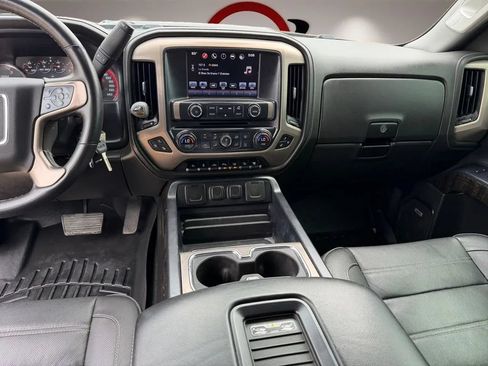 Used 2016 GMC Sierra 2500 Denali w/ Duramax Plus Package AWD/4WD image 12
