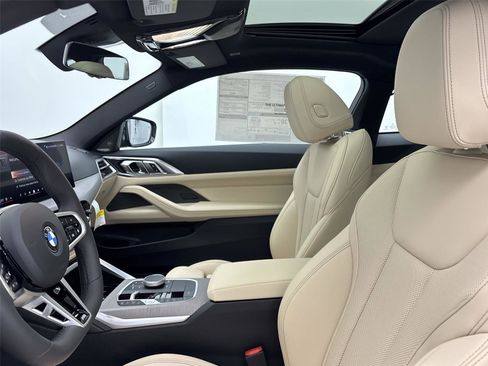 New 2026 BMW 430i xDrive Coupe w/ M Sport Package image 24