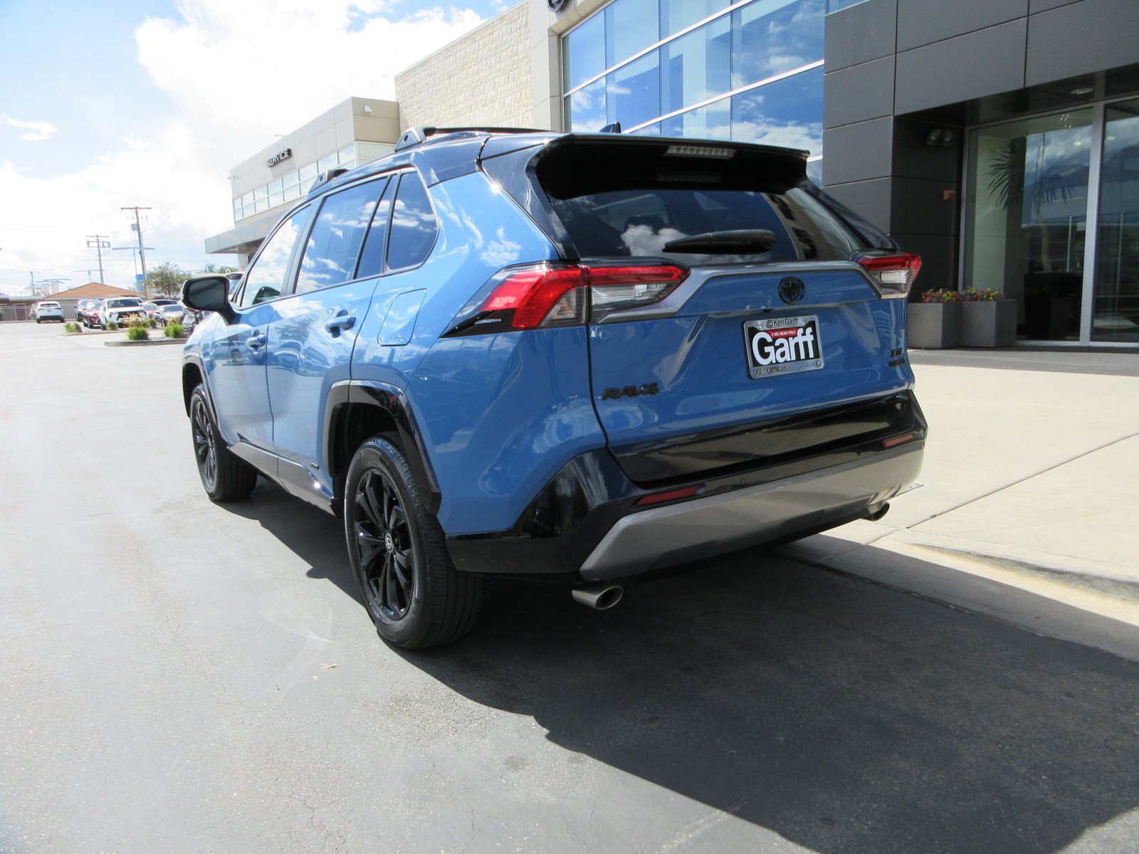 Used 2024 Toyota RAV4 XSE w/ Advanced Technology Package AWD/4WD image 5