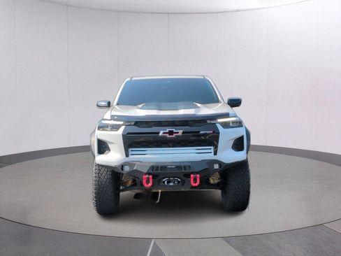Used 2024 Chevrolet Colorado ZR2 w/ ZR2 Convenience Package III AWD/4WD image 12