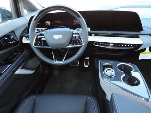 New 2026 Cadillac Optiq Sport 1 image 18