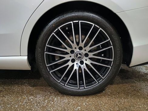 Used 2023 Mercedes-Benz C 300 4MATIC Sedan image 25