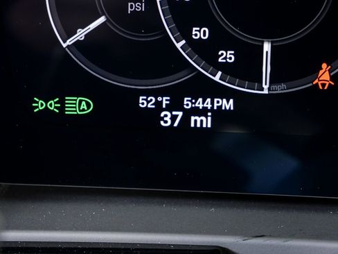 New 2026 Porsche Cayenne GTS image 12