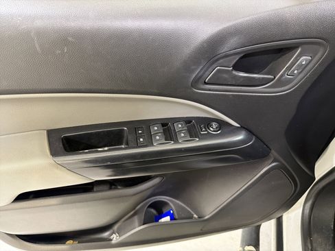 Used 2021 Chevrolet Colorado W/T w/ Custom Special Edition image 14