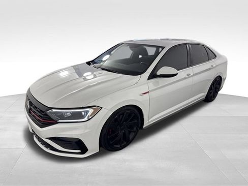 Used 2021 Volkswagen Jetta GLI FWD image 3