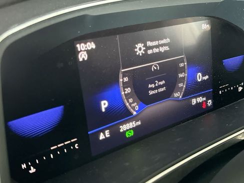 Certified 2022 Volkswagen Tiguan SE FWD image 16