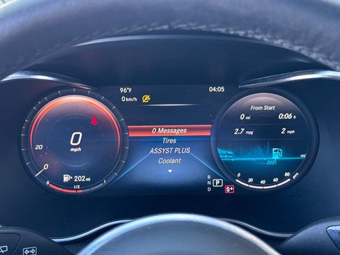 Used 2020 Mercedes-Benz GLC 300 4MATIC image 23