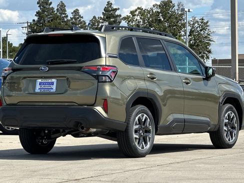 New 2026 Subaru Forester Premium AWD/4WD image 3