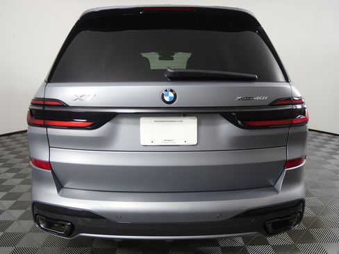 New 2027 BMW X7 xDrive40i w/ M Sport Package AWD/4WD image 3