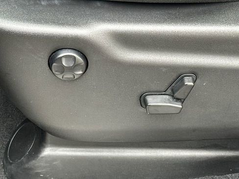 Certified 2025 Dodge Durango GT image 42