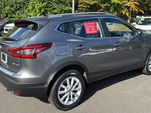 Certified 2021 Nissan Rogue Sport SV image 25