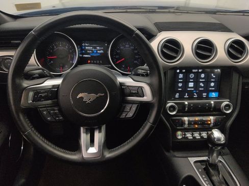 Used 2018 Ford Mustang Premium RWD image 22