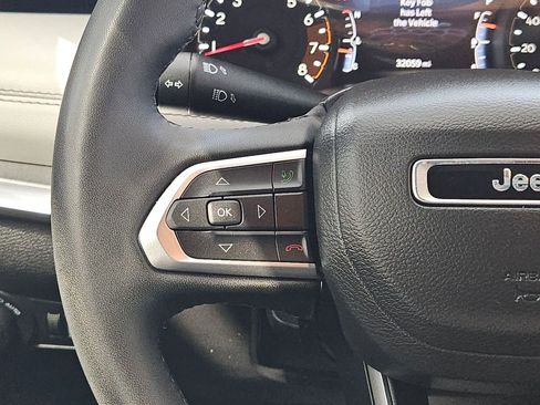 Used 2025 Jeep Compass Limited AWD/4WD image 24