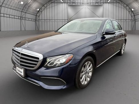 Used 2020 Mercedes-Benz E 350 4MATIC Sedan image 9