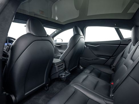 Used 2020 Tesla Model S Long Range Plus AWD/4WD image 19
