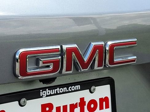 New 2026 GMC Terrain AT4 w/ Convenience Package III image 17