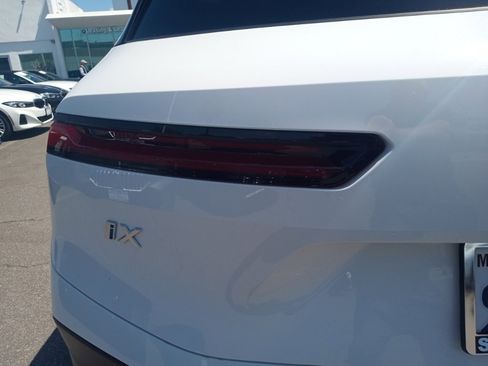 Used 2025 BMW iX xDrive50 image 12
