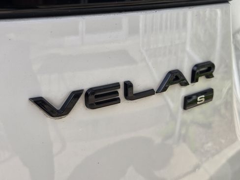 Used 2021 Land Rover Range Rover Velar R-Dynamic S AWD/4WD image 8