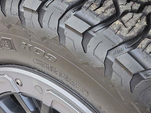 Used 2025 Ford Ranger Raptor AWD/4WD image 9
