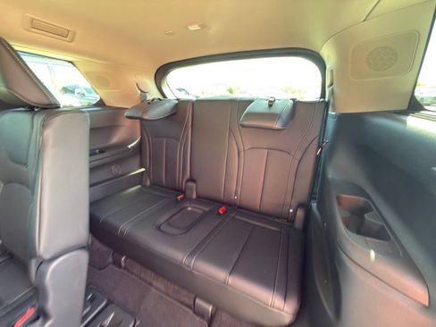 Certified 2026 INFINITI QX60 Luxe w/ Cargo Package AWD/4WD image 18