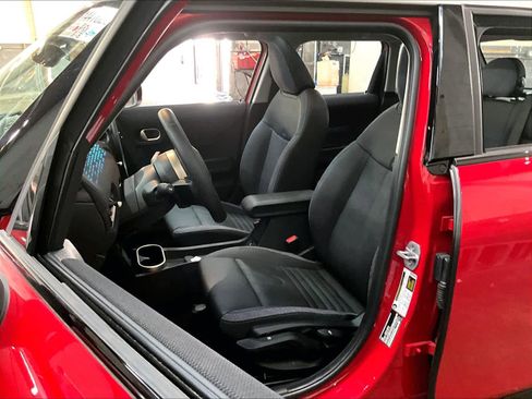 Certified 2025 MINI Cooper S FWD image 27