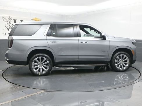 New 2026 Chevrolet Tahoe Premier w/ Sun And Tow Package AWD/4WD image 16